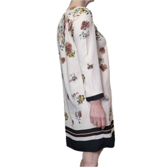 Mini Dress Floral  Beige 3/4 Sleeves Scoop neck ZARA - Picture 5 of 13